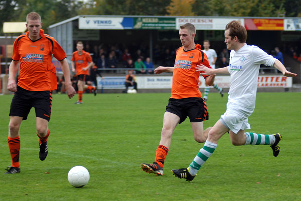 Hollandscheveld - SC Genemuiden (Foto Benny Breman).